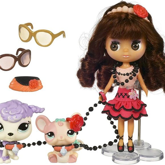 Littlest Pet Shop Prettiest in Pearls Blythe B14 pets #1863 & #1862 - Picture 1 of 4